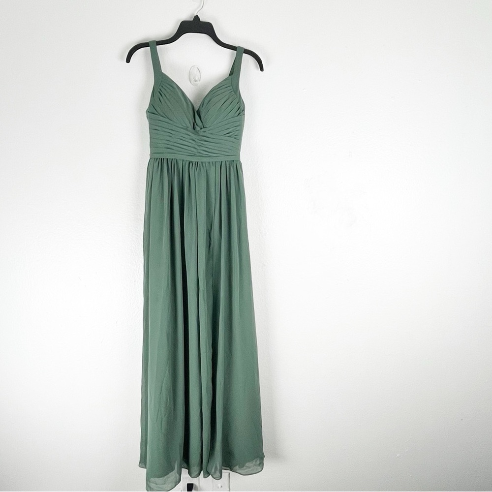 AZAZIE Eucalyptus A-Line V-Neck Pleated Front Split Chiffon Dress Size A0